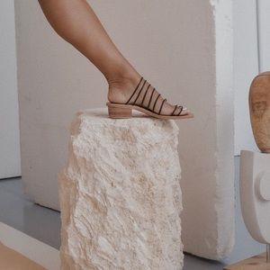 St Agni Ines Sandal in Black